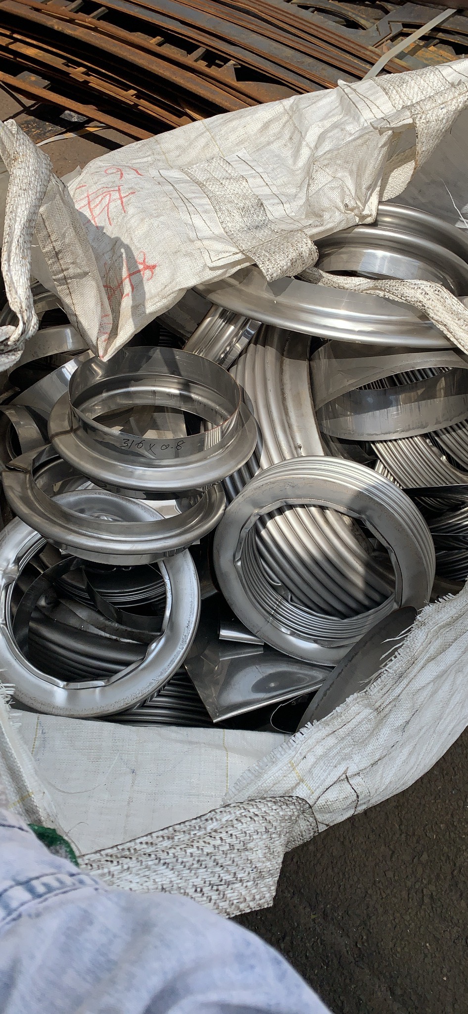 Mua phế liệu Inox giá cao